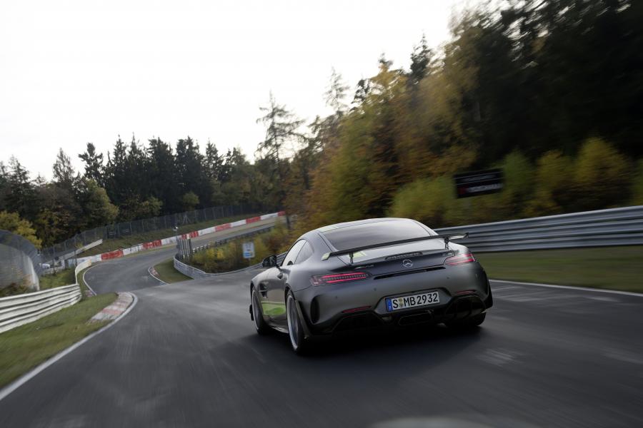  Mercedes-AMG GT R PRO (C190) 2019 года  (WW) (фото 6 из 50)
